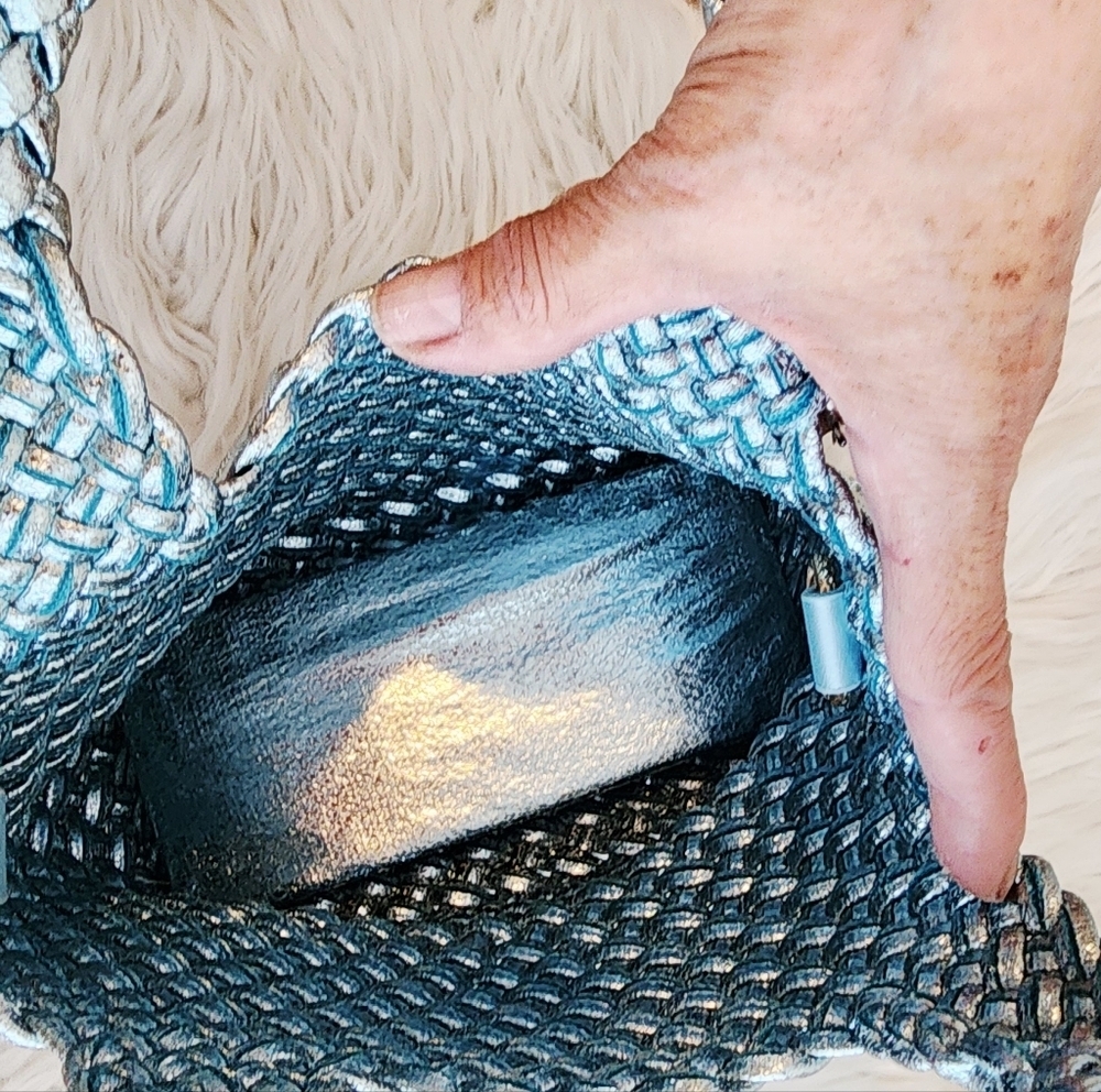 AHDORNED MINI WOVEN BAGS IN BLUE METALLIC EUC - Picture 8 of 8
